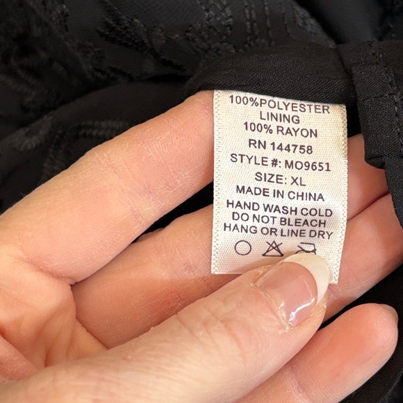 Ott Black Boxy Blouse with Short Sleeves NWT - Picture 4 of 4